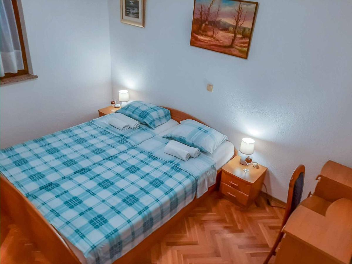 Apartman Mauro Малинска Экстерьер фото