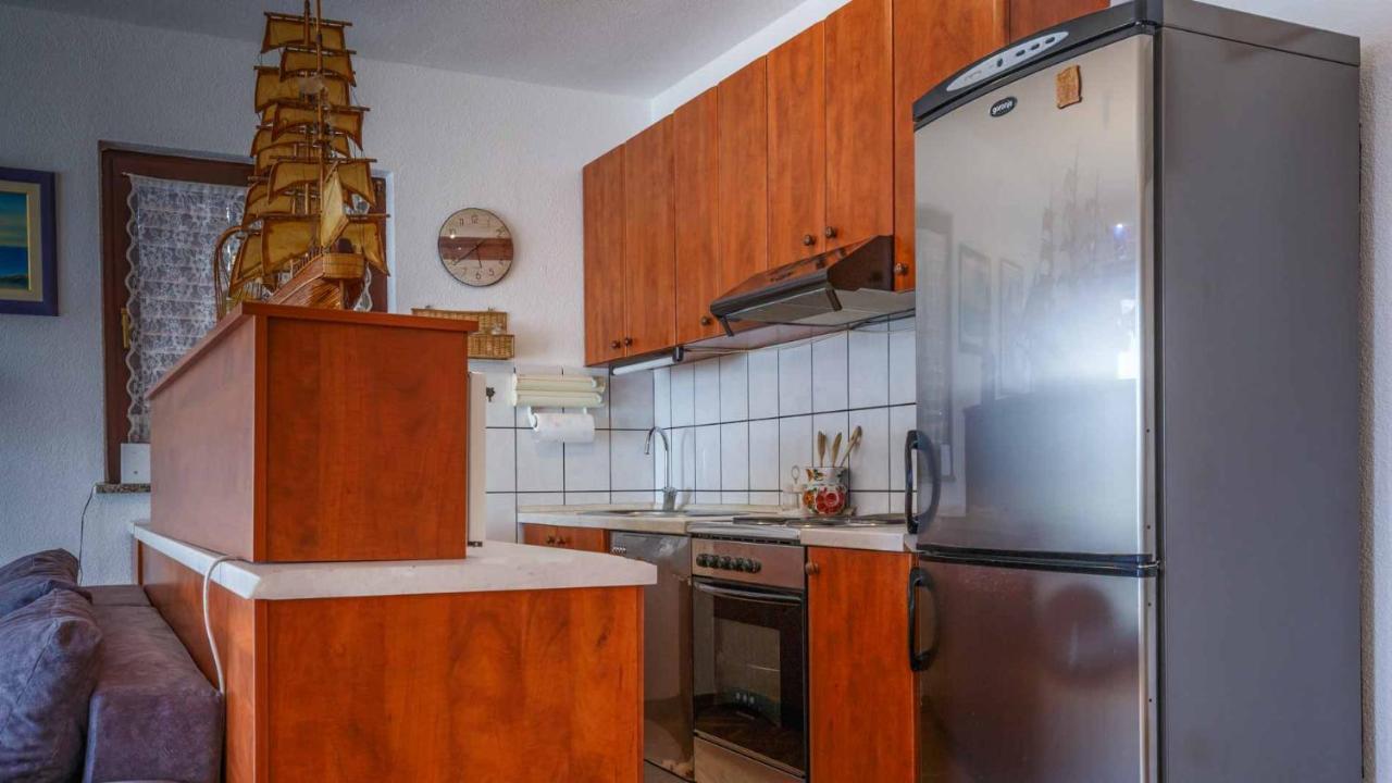 Apartman Mauro Малинска Экстерьер фото