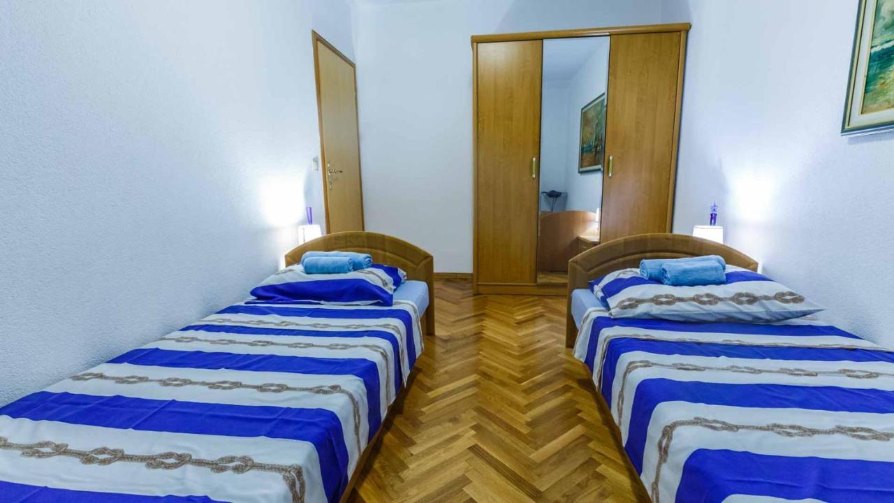 Apartman Mauro Малинска Экстерьер фото