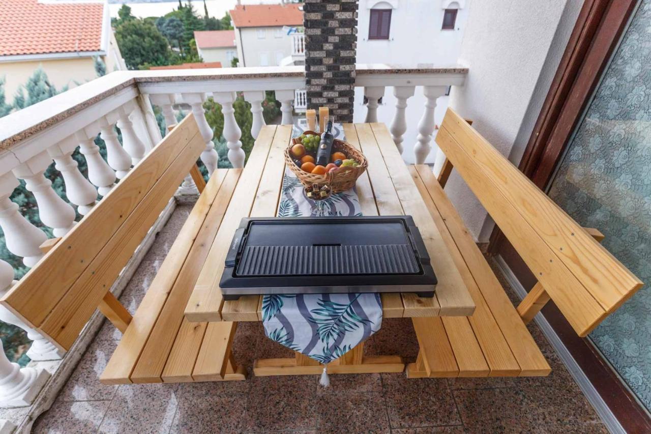 Apartman Mauro Малинска Экстерьер фото
